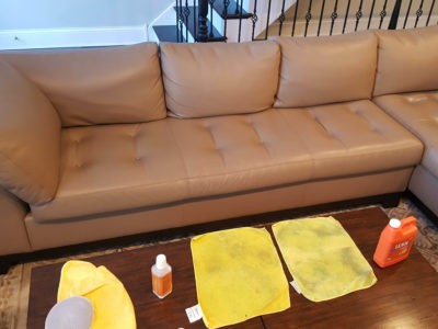 Leather sofa cleaning by Chicago Couch Cleaning – professional stain removal.