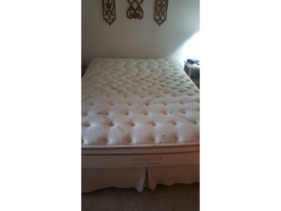 Mattress cleaning services in Chicago by Chicago Couch Cleaning