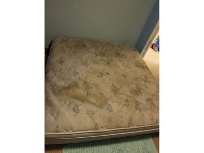 Mattress deep cleaning service by Chicago Couch Cleaning